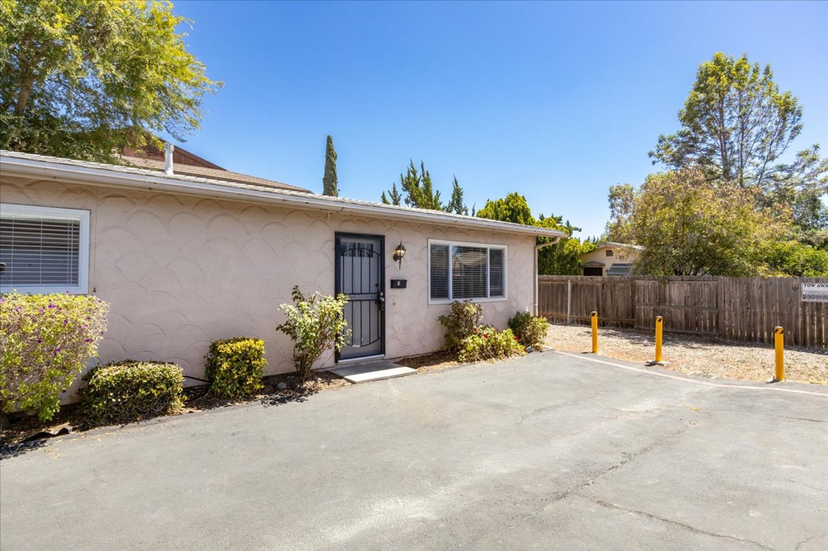 Escondido Apartment: 1309 S Juniper Street