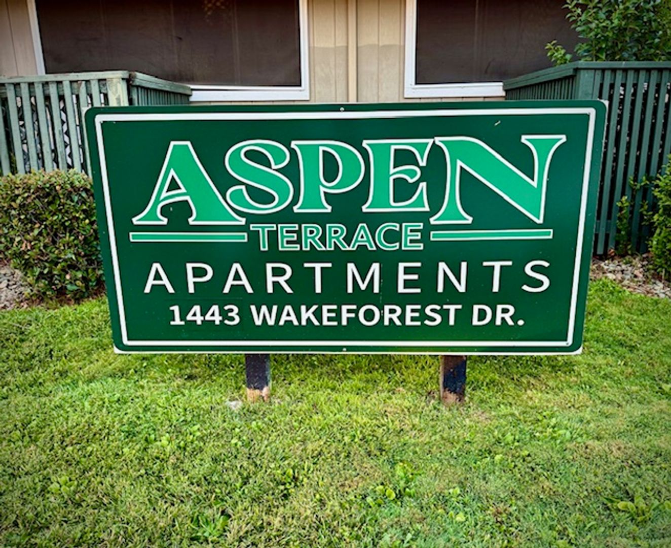 Davis Apartment: 1443 Wakeforest Dr.