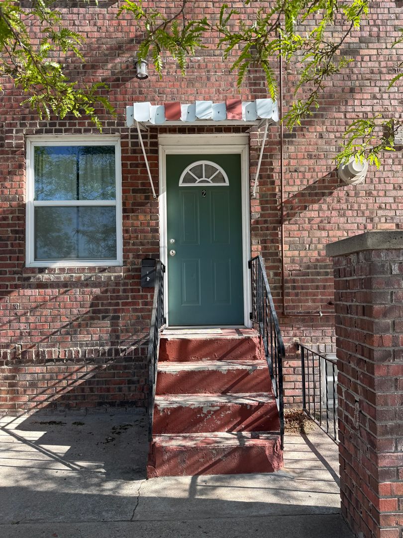 Scottsbluff Apartment: 101 E 19th St