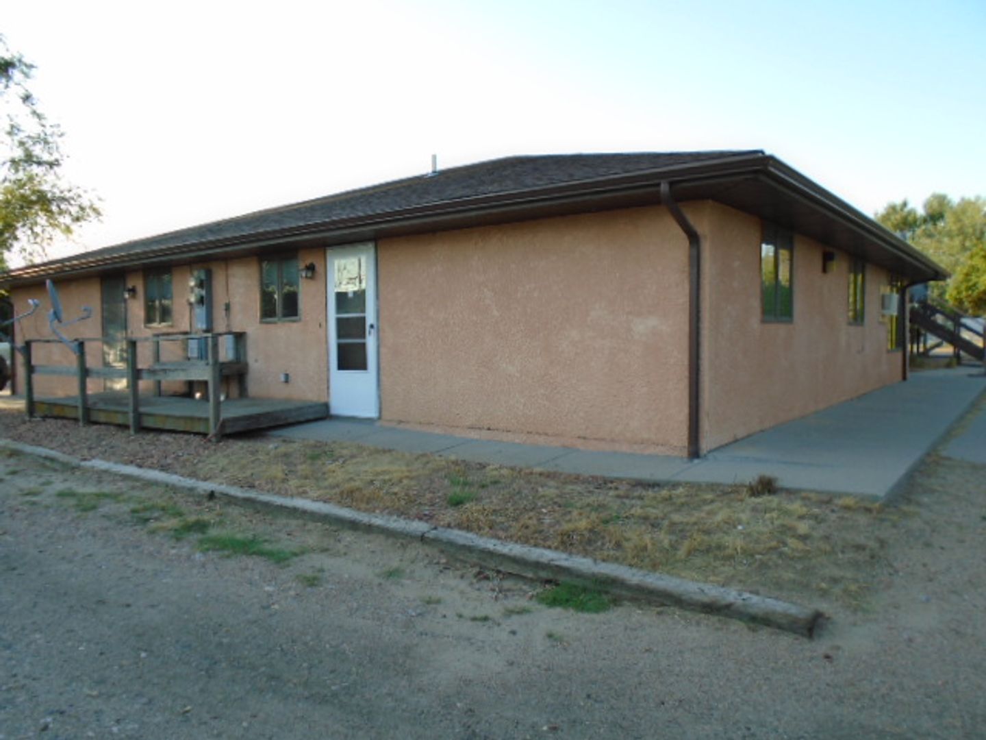 Morrill Apartment: 135 Lucille Ave