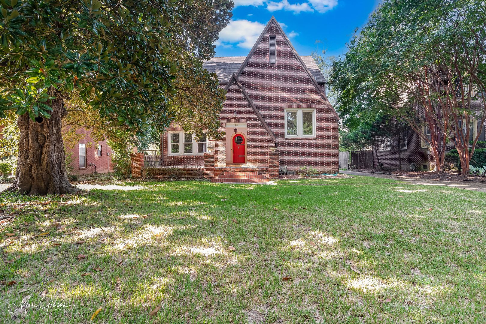 Shreveport House: 919 Monrovia Street