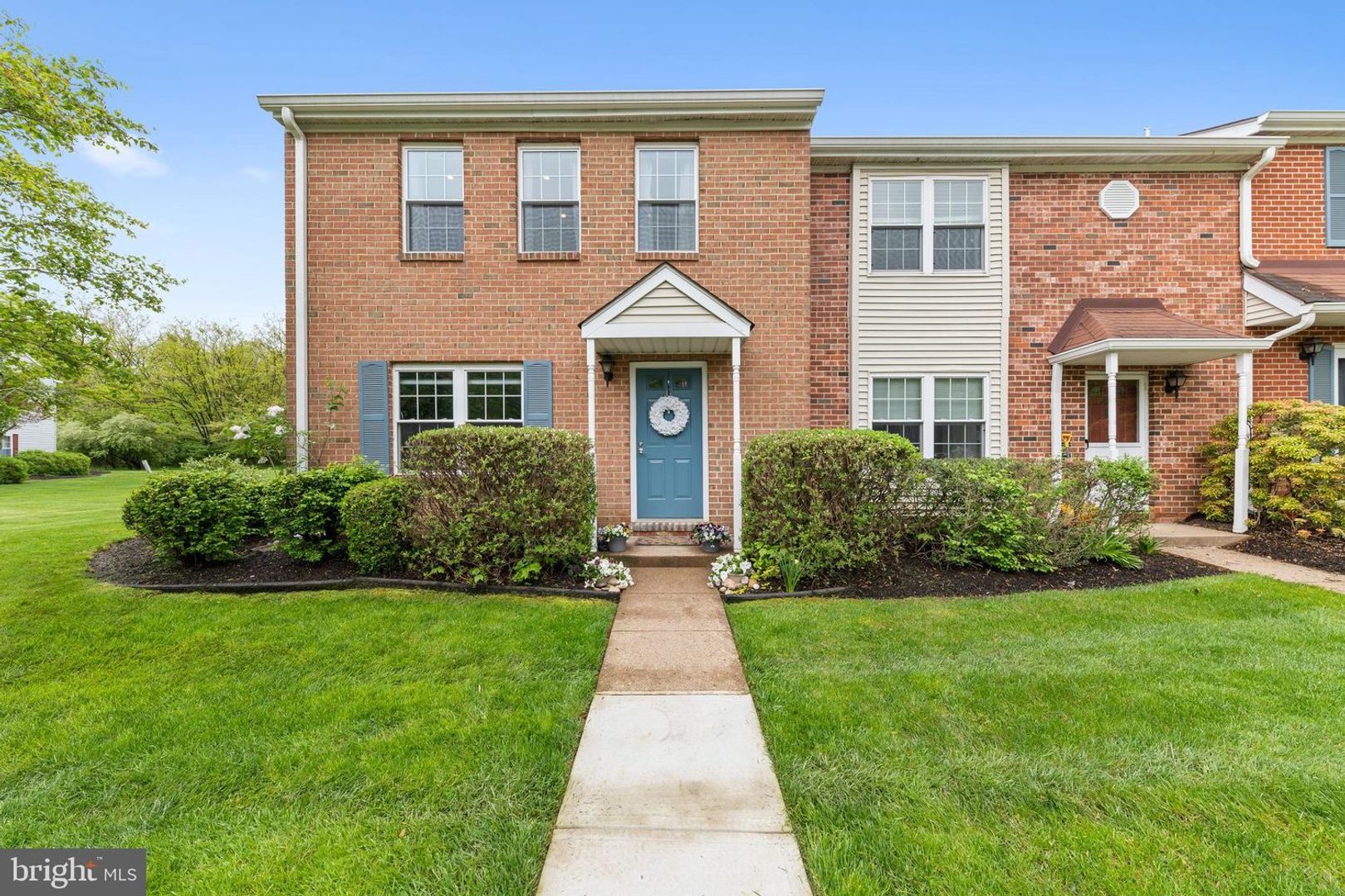 Lawrence Township House: 41 Quince Ct