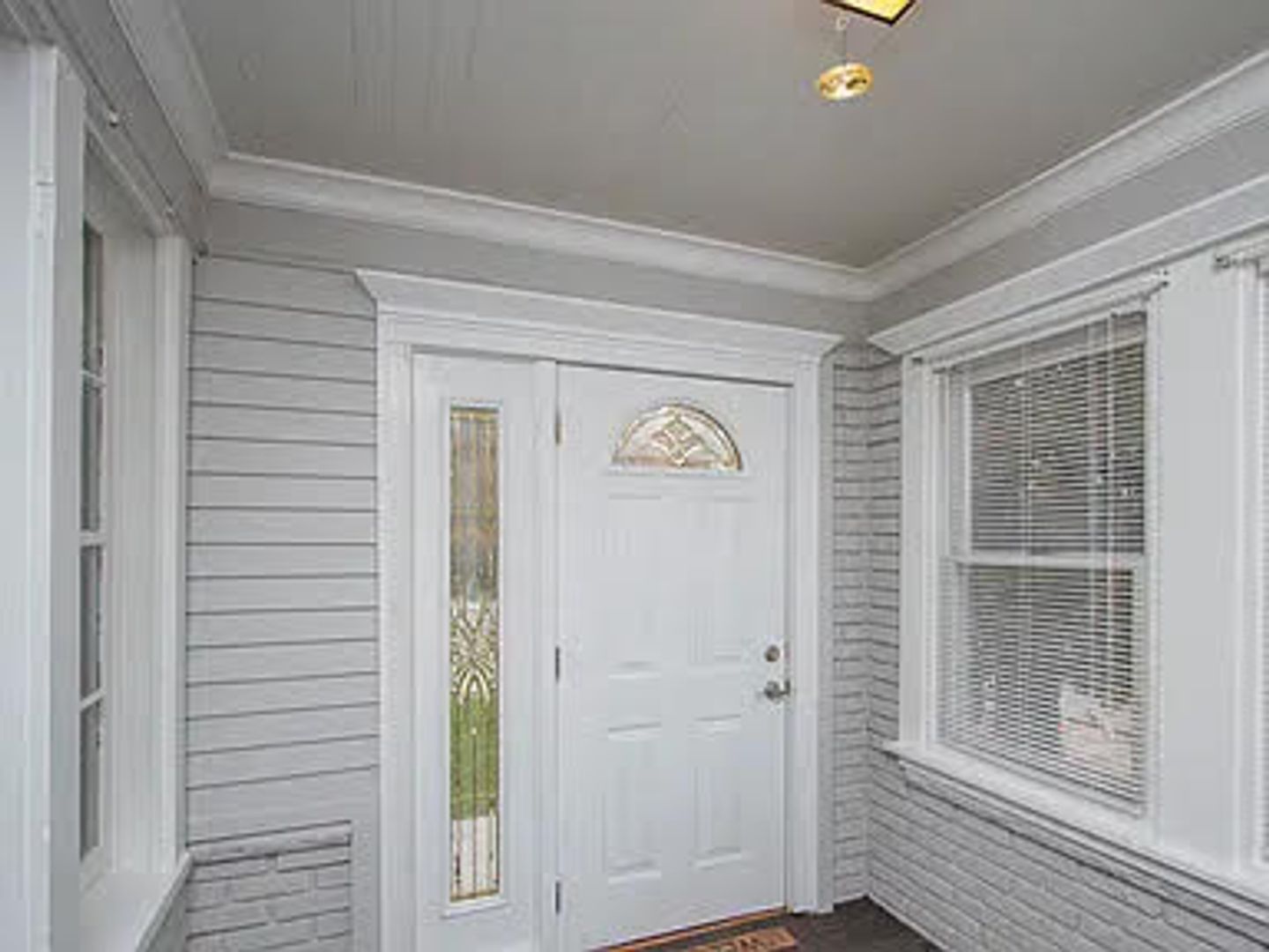 Toledo House: 1601 Circular