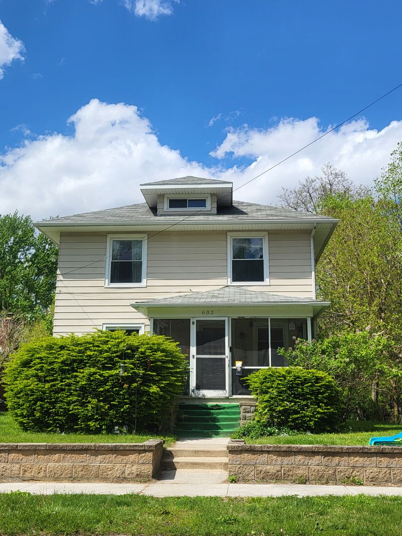 Bowling Green House: 602 Wallace