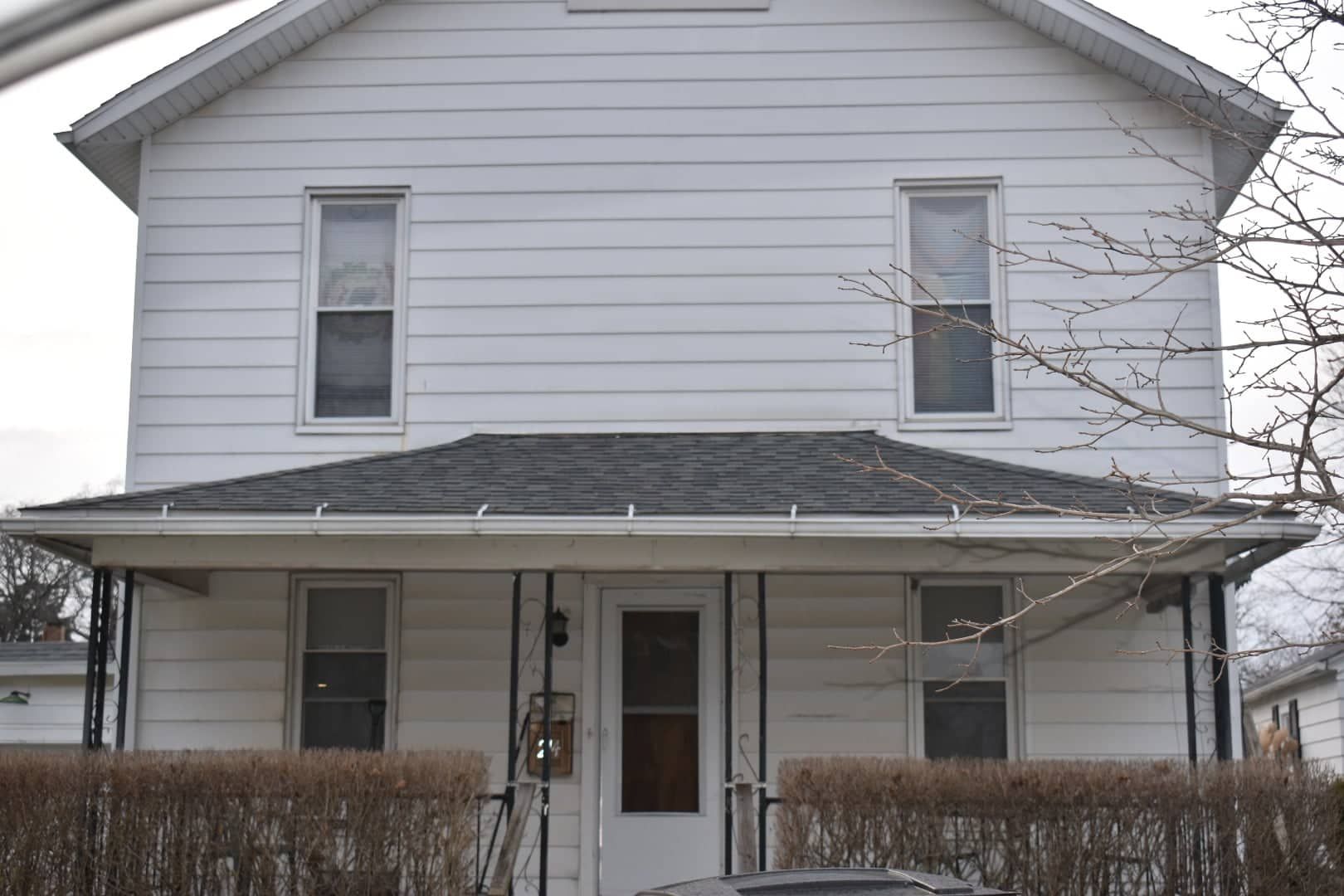 Bowling Green House: 214 S. Enterprise