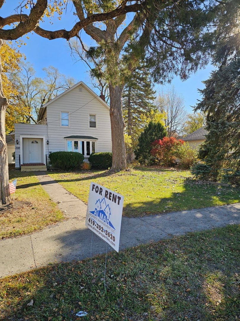 Haskins House: 200 N Liberty Hi