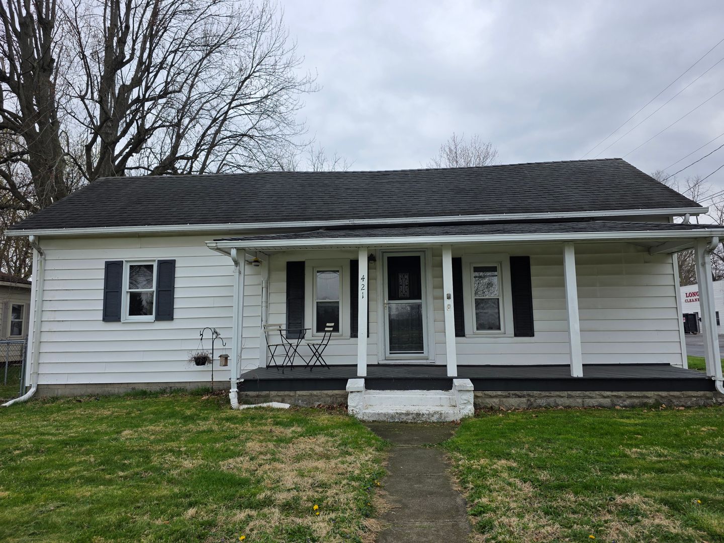 Bowling Green House: 421 Conneaut Avenue