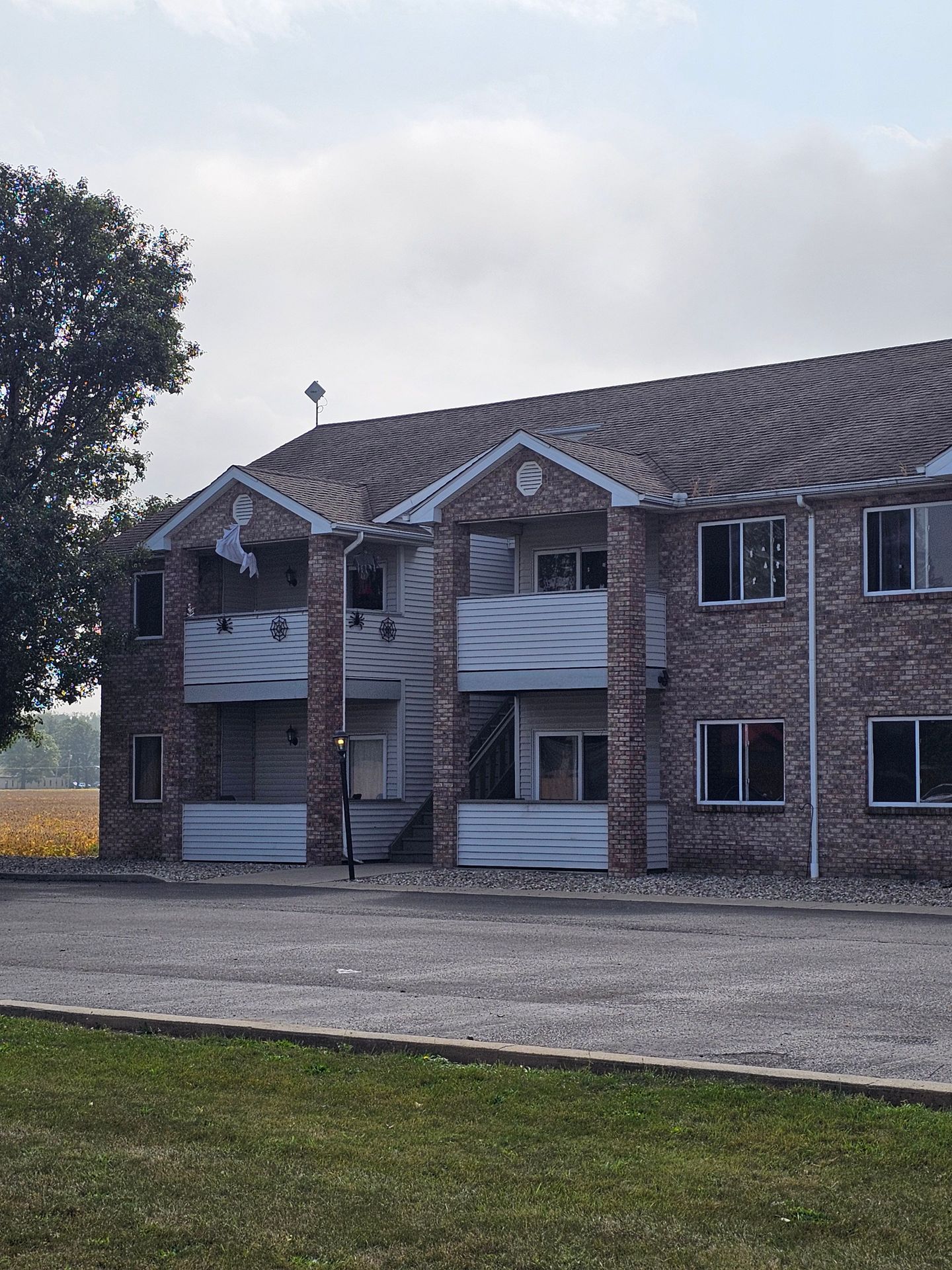 Paulding Apartment: 1011 W. Wayne St