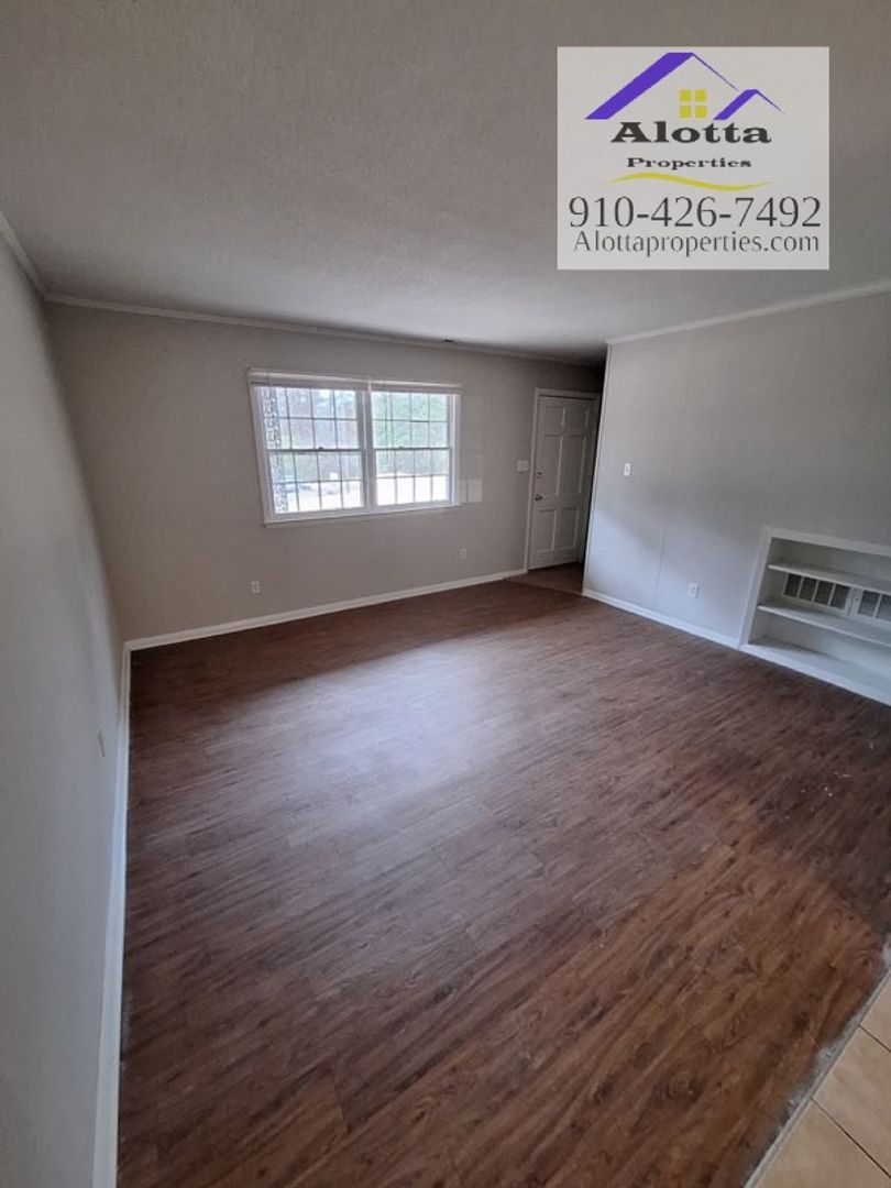 Fayetteville Townhome: 4214 S Dowfield Drive