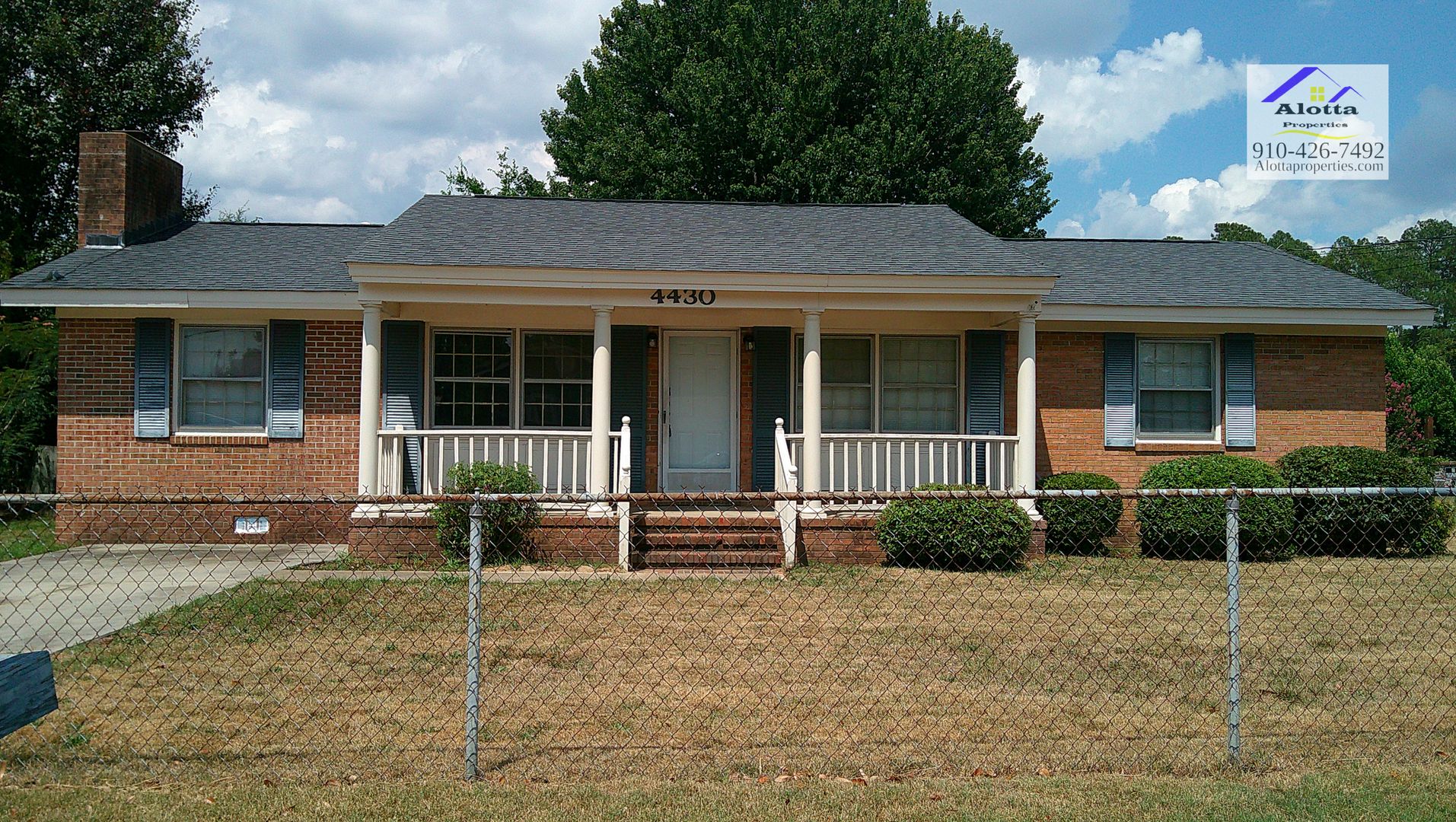 Fayetteville House: 4430 Wellington Drive