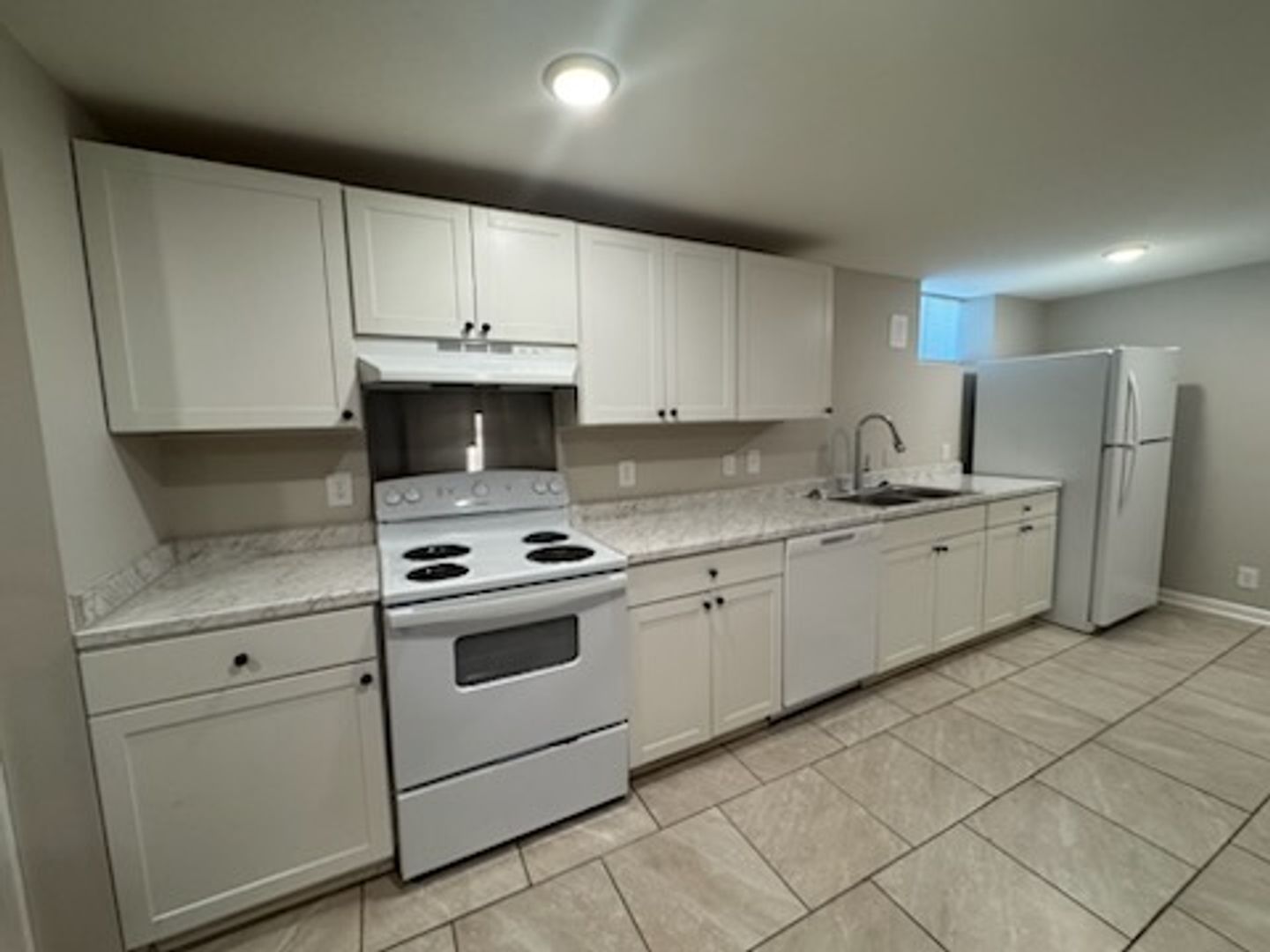 Fayetteville House: 506 Hicks Avenue - B