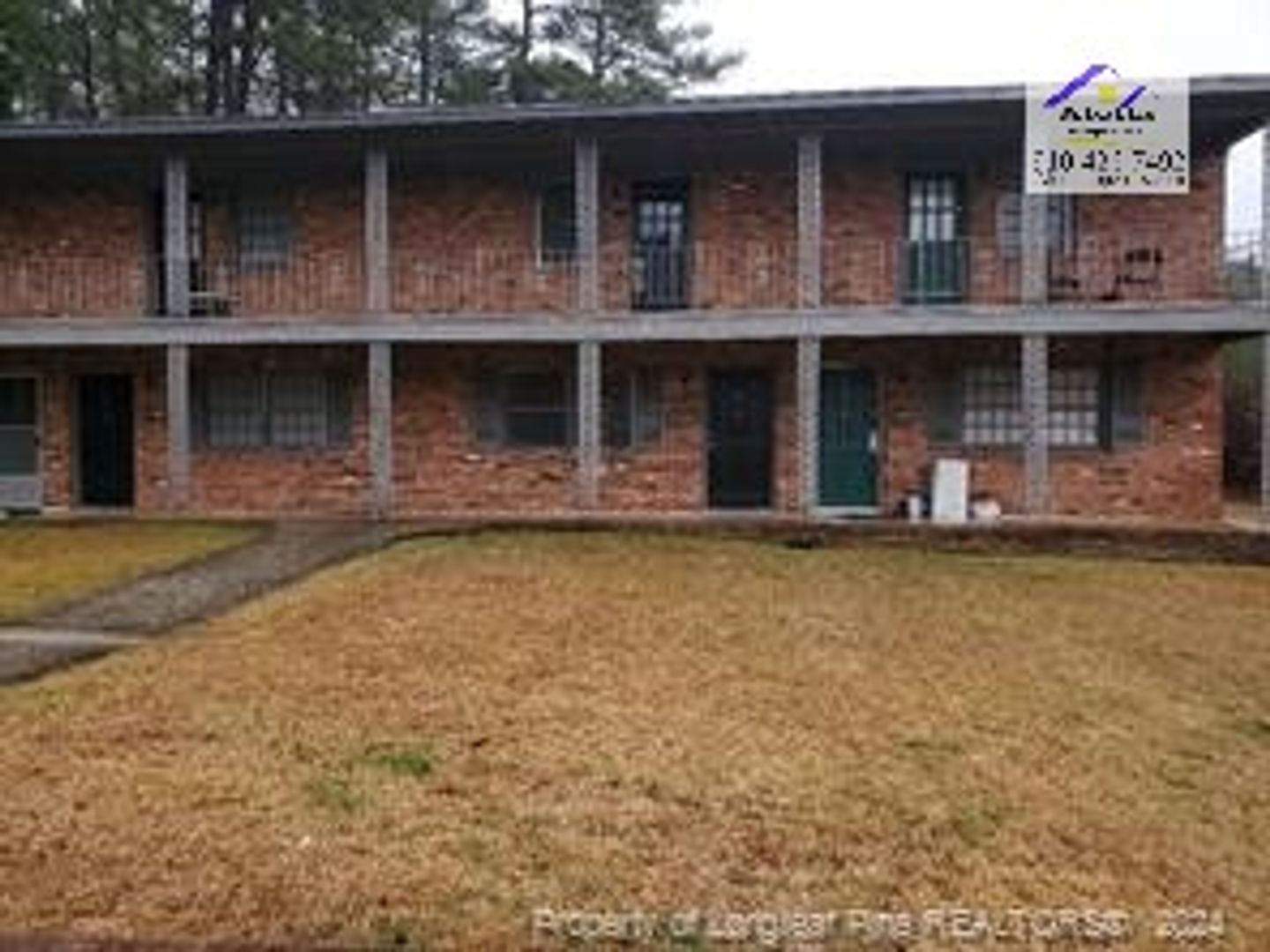 Fayetteville House: 4213 S Dowfield Drive
