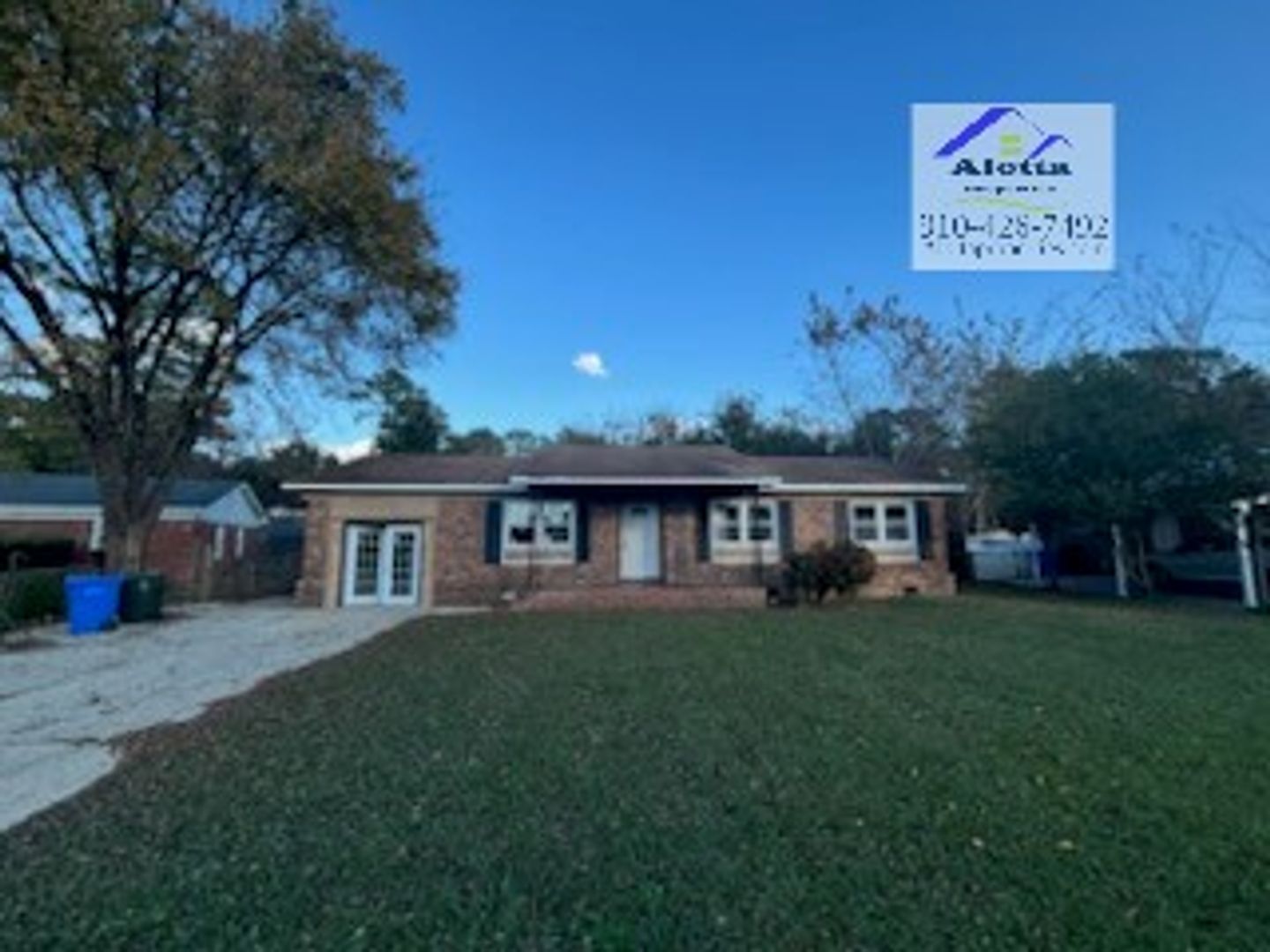 Fayetteville House: 5310 Tabor Ct