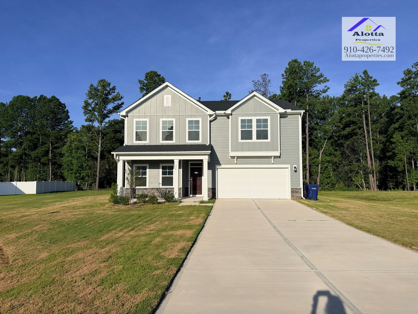 Sanford House: 156 Hanover Dr