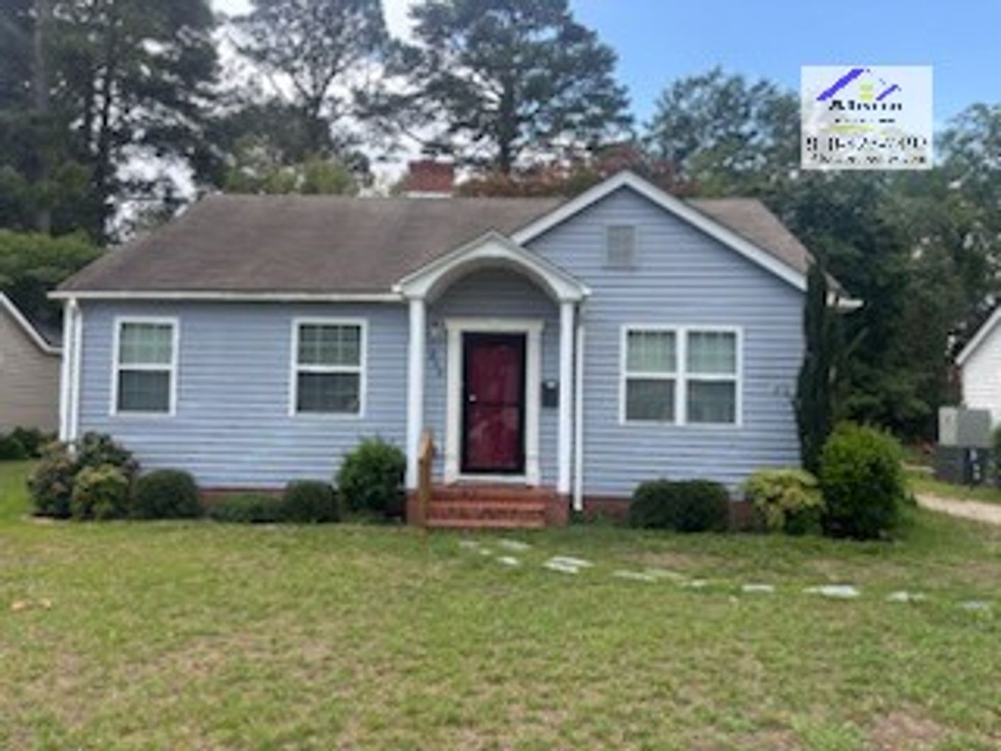 Fayetteville House: 213 Marshall Road