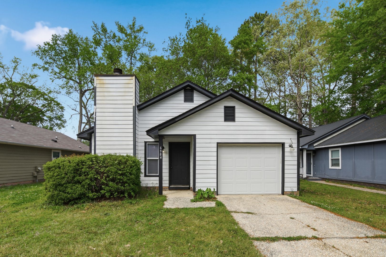 Fayetteville House: 6984 Timberwood Drive