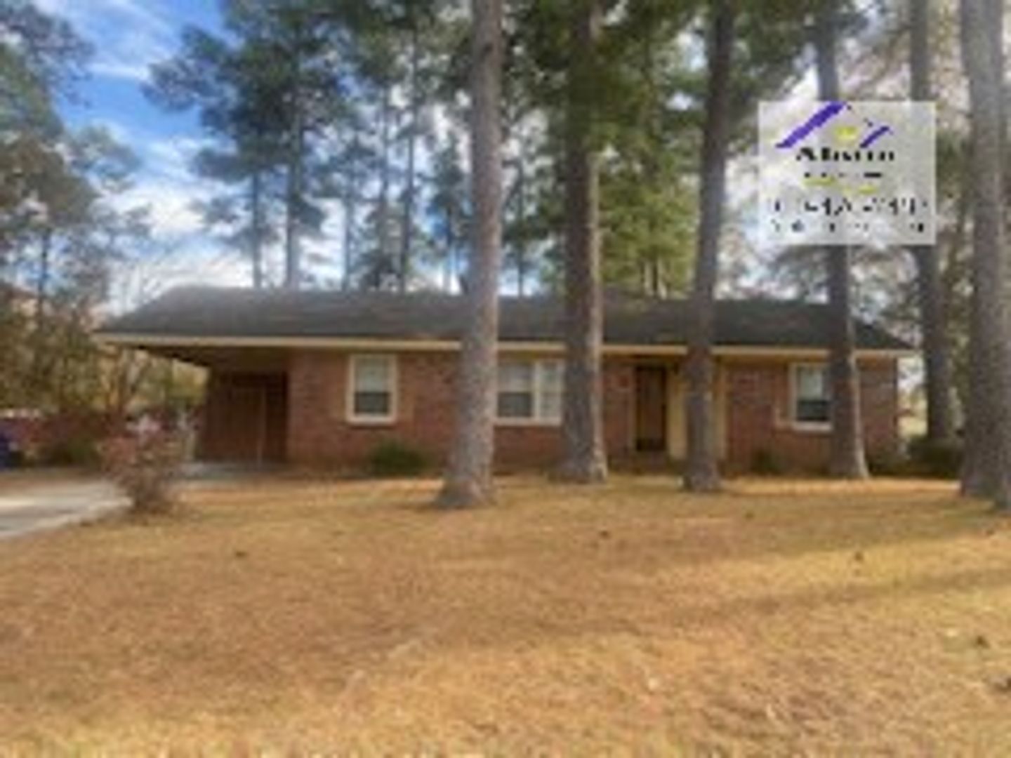 Fayetteville House: 5306 Brookfield rd