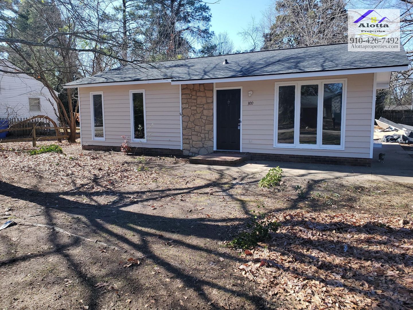 Fayetteville House: 300 Rodie Avenue