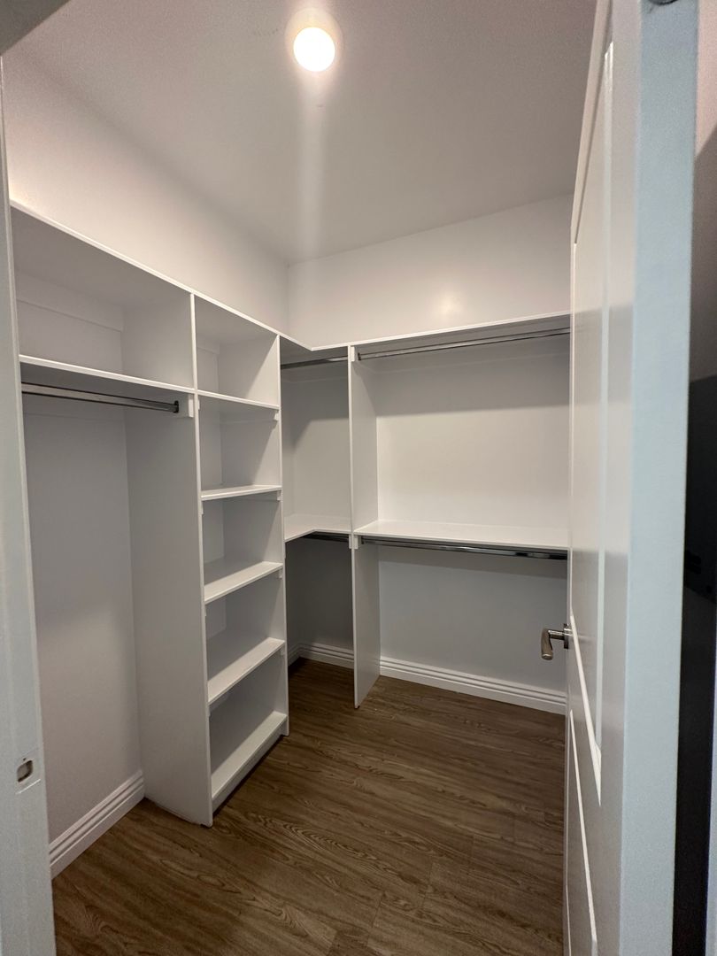 North Hills Apartment: 8822 Burnet Avenue