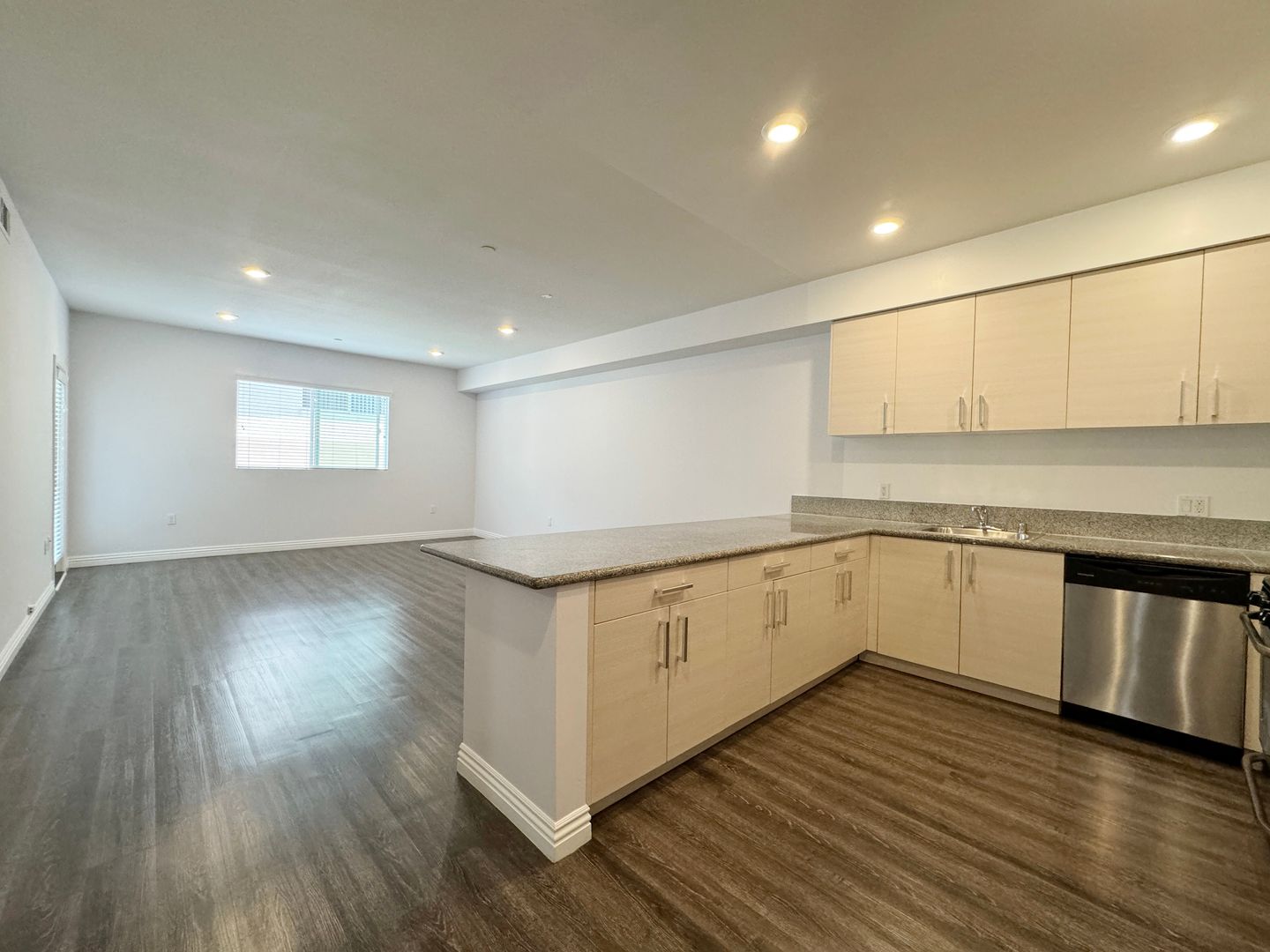 North Hills Apartment: 8822 Burnet Avenue