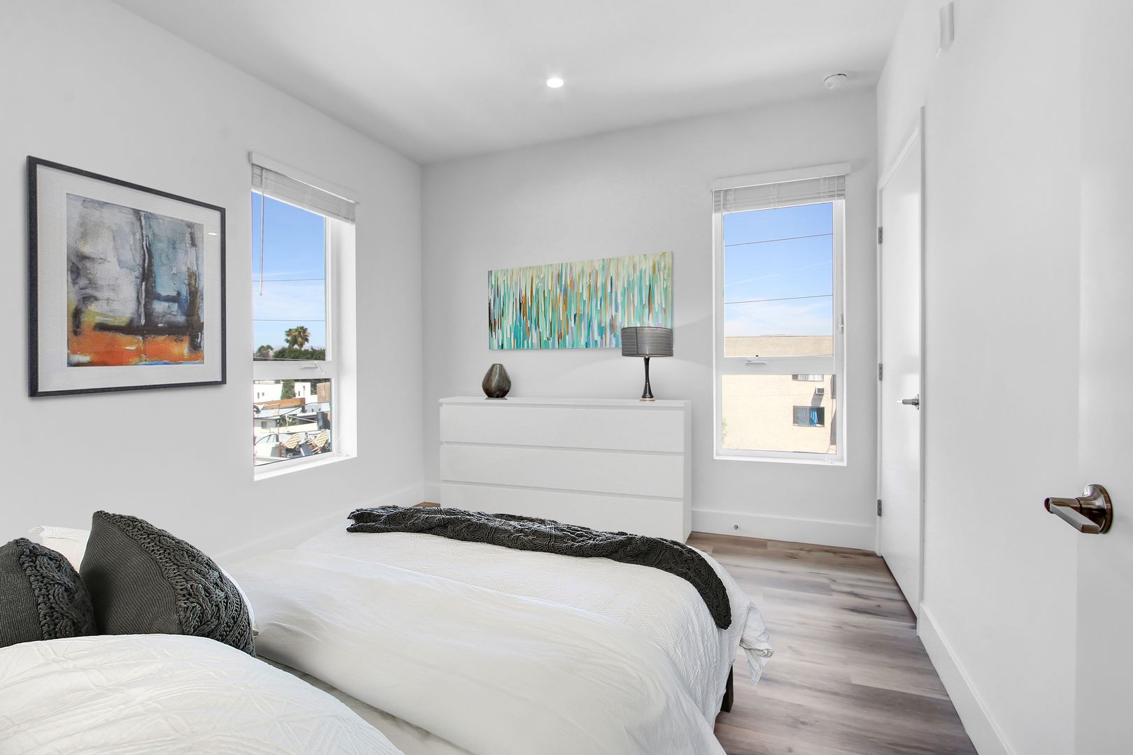 North Hollywood Apartment: 5755 Tujunga Avenue