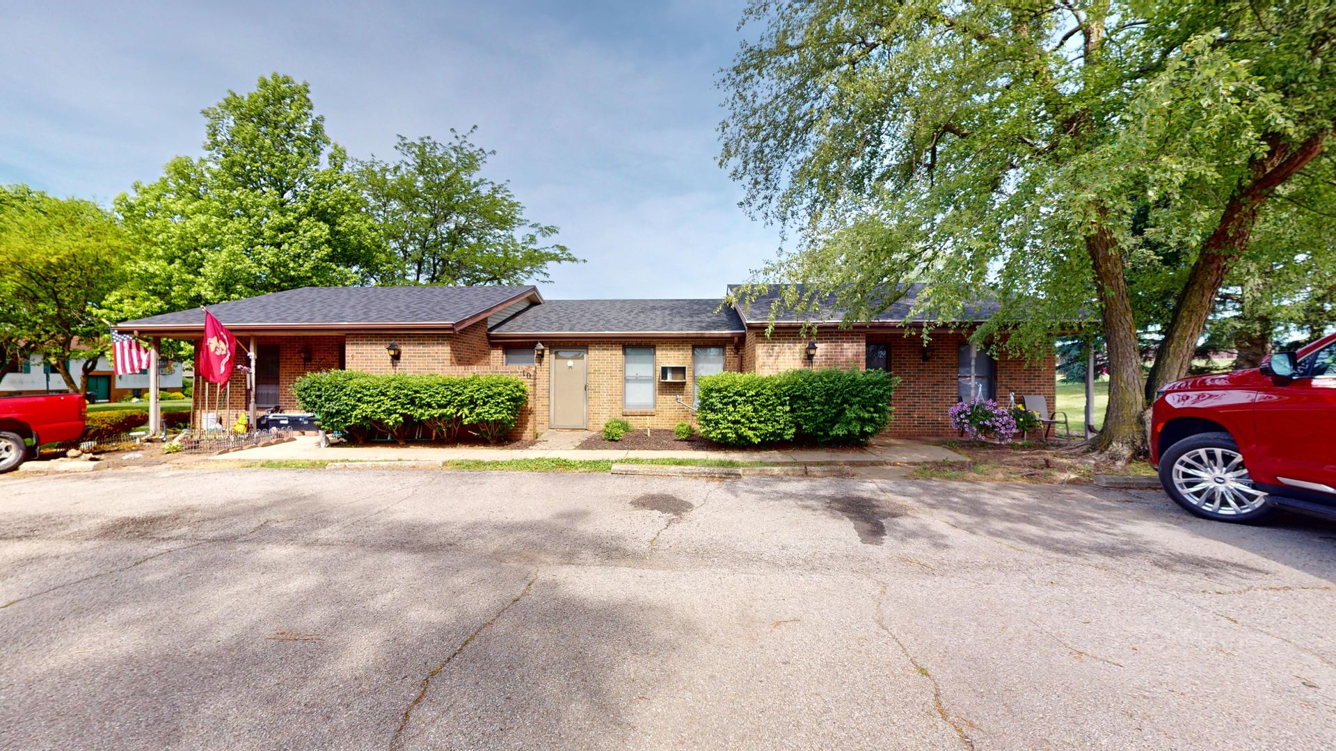 Willard Apartment: 115 Crestwood Dr