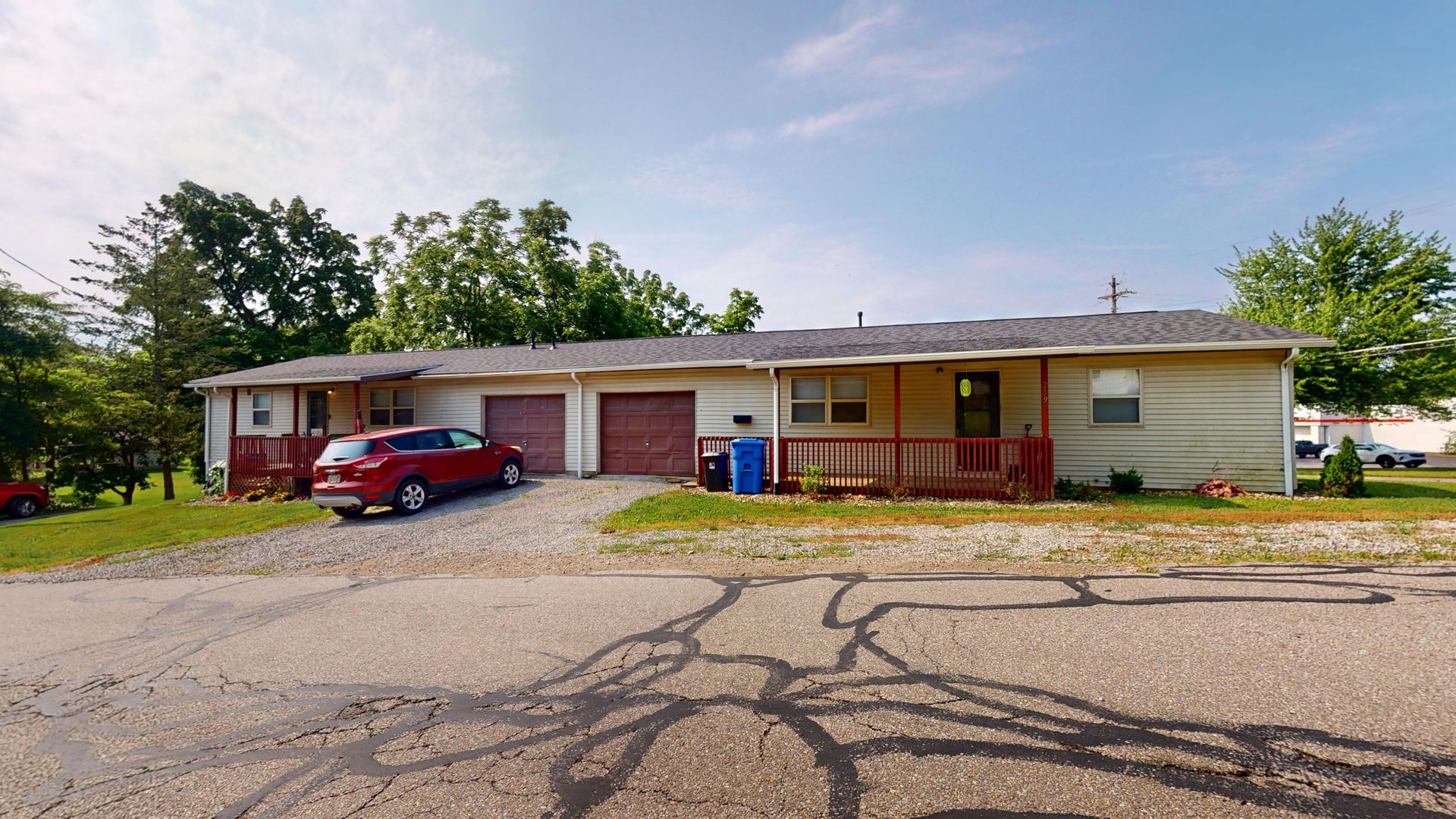 Mt. Gilead Apartment: 257-259 W Elm St.