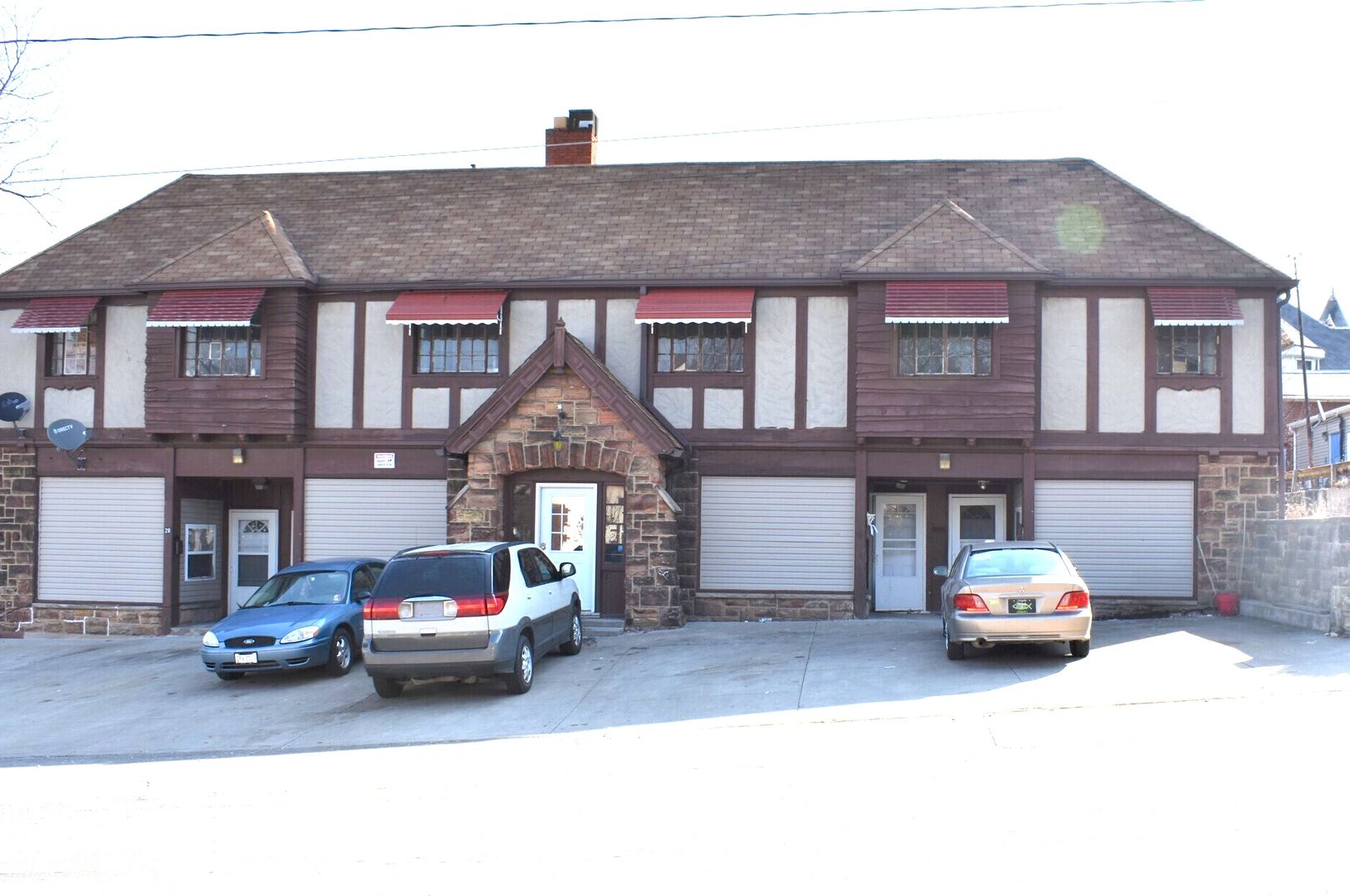 20-28 Helen Ave