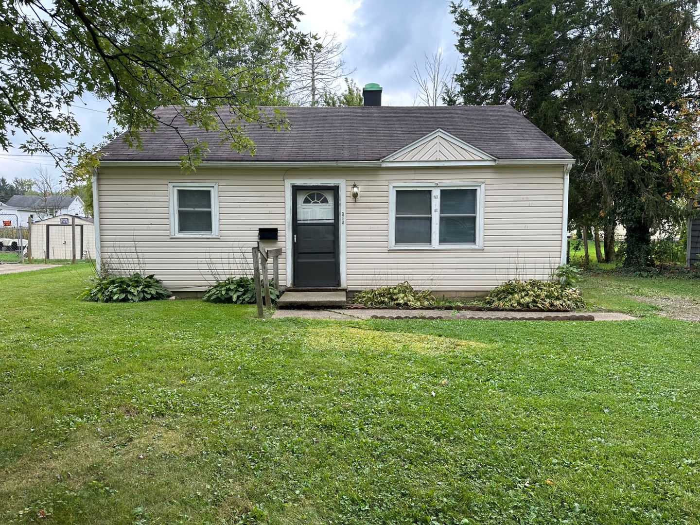 Mansfield House: 393 Spayer Lane