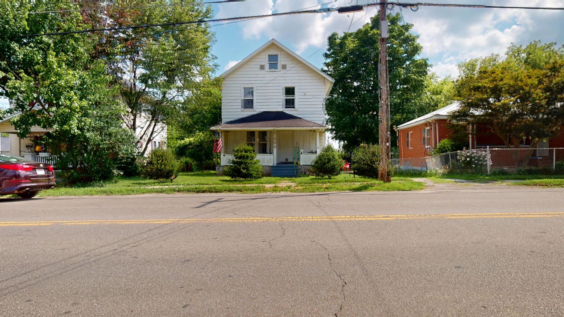 Mansfield House: 396 Grace St.