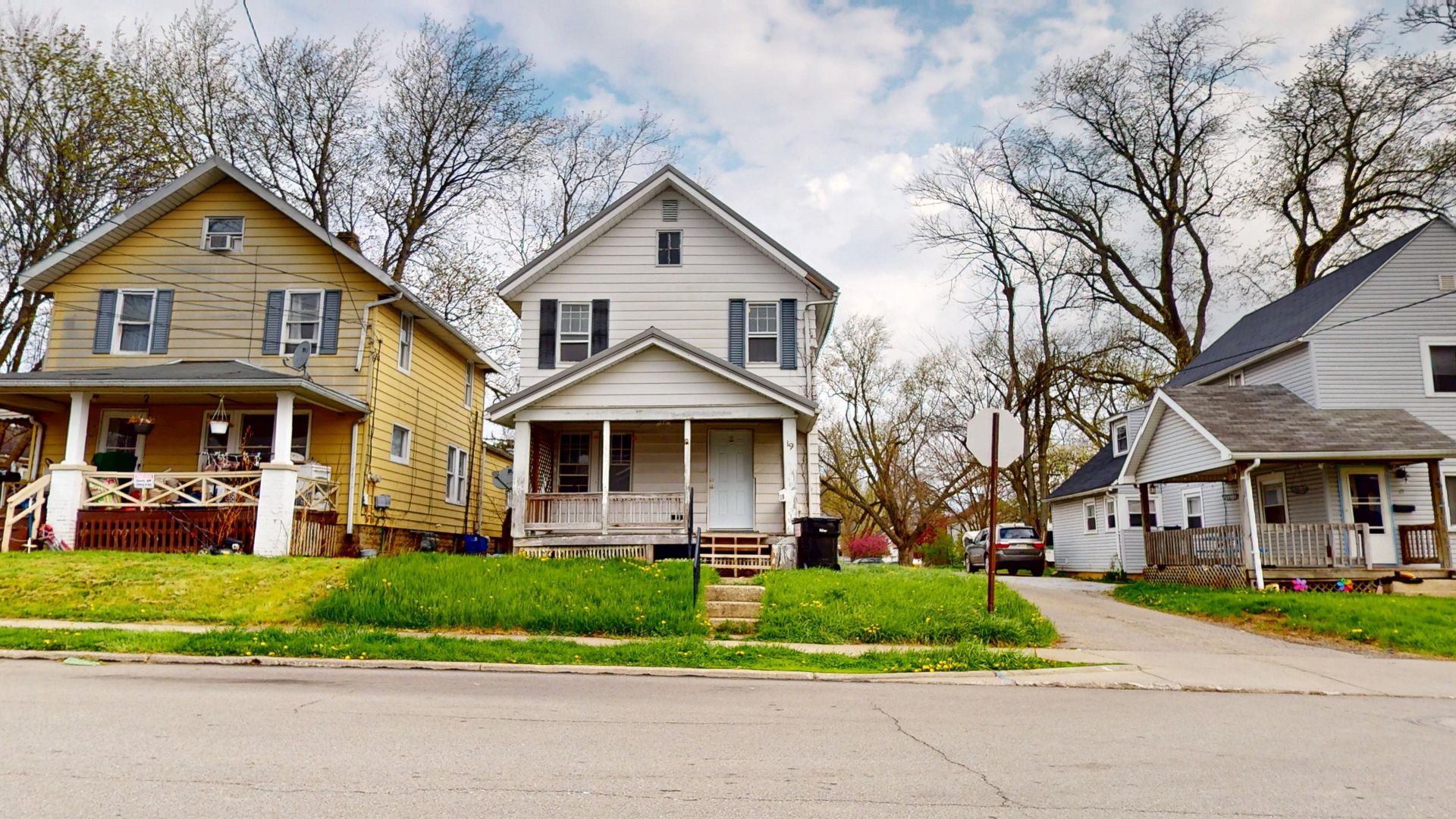 Mansfield House: 19 State St