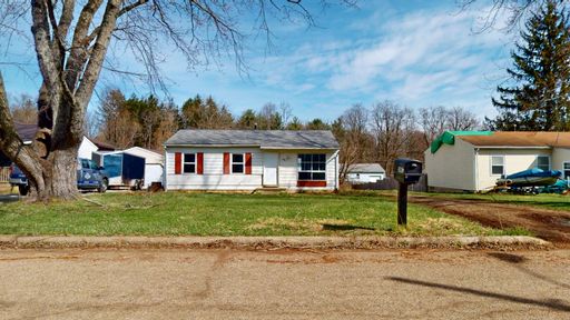Coming soon-Madison Schools, 3 Bedroom Ranch! – photo 1