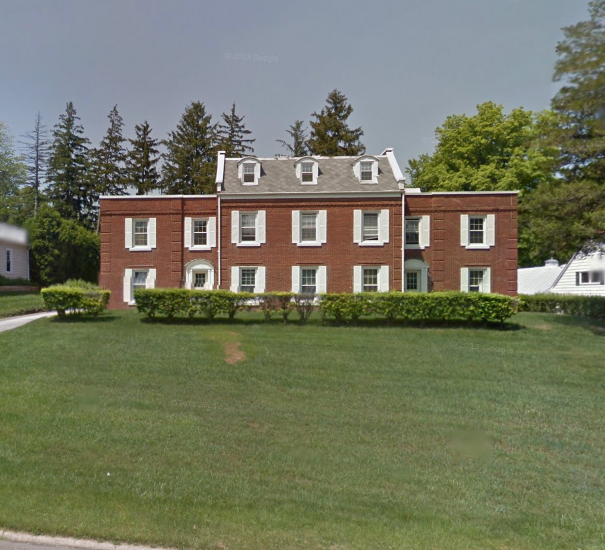 Mansfield Apartment: 596 Bigelow Rd