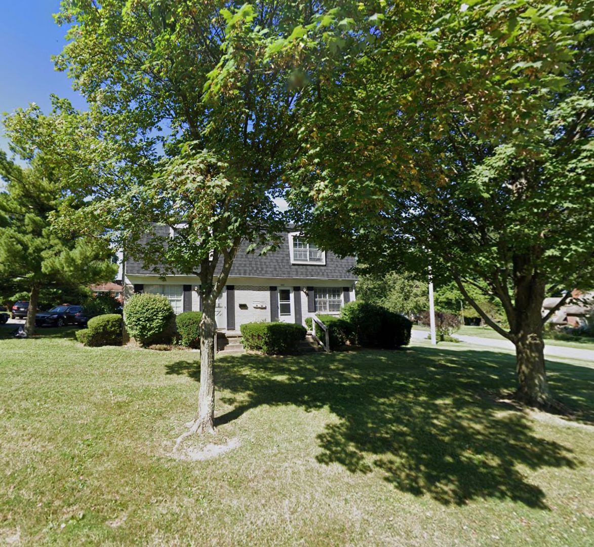 Mansfield Apartment: 448-458 Broadview
