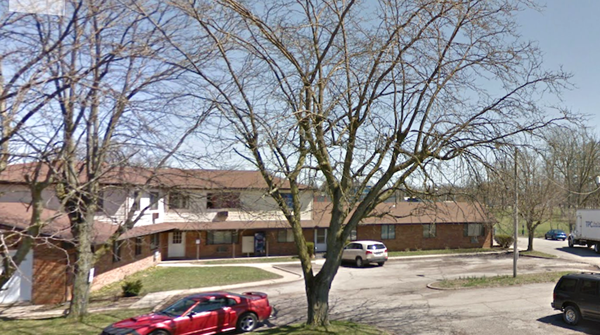 Galion Apartment: 475 N. Portland Way