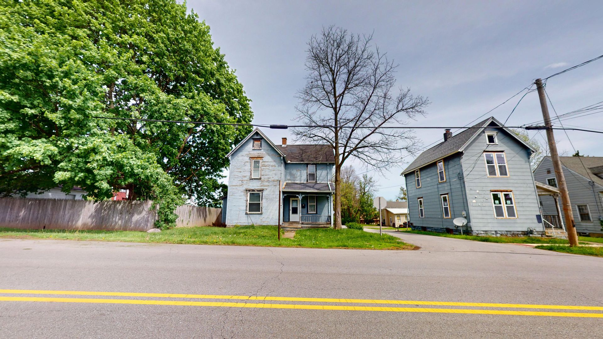 Mansfield House: 147 Ford St.