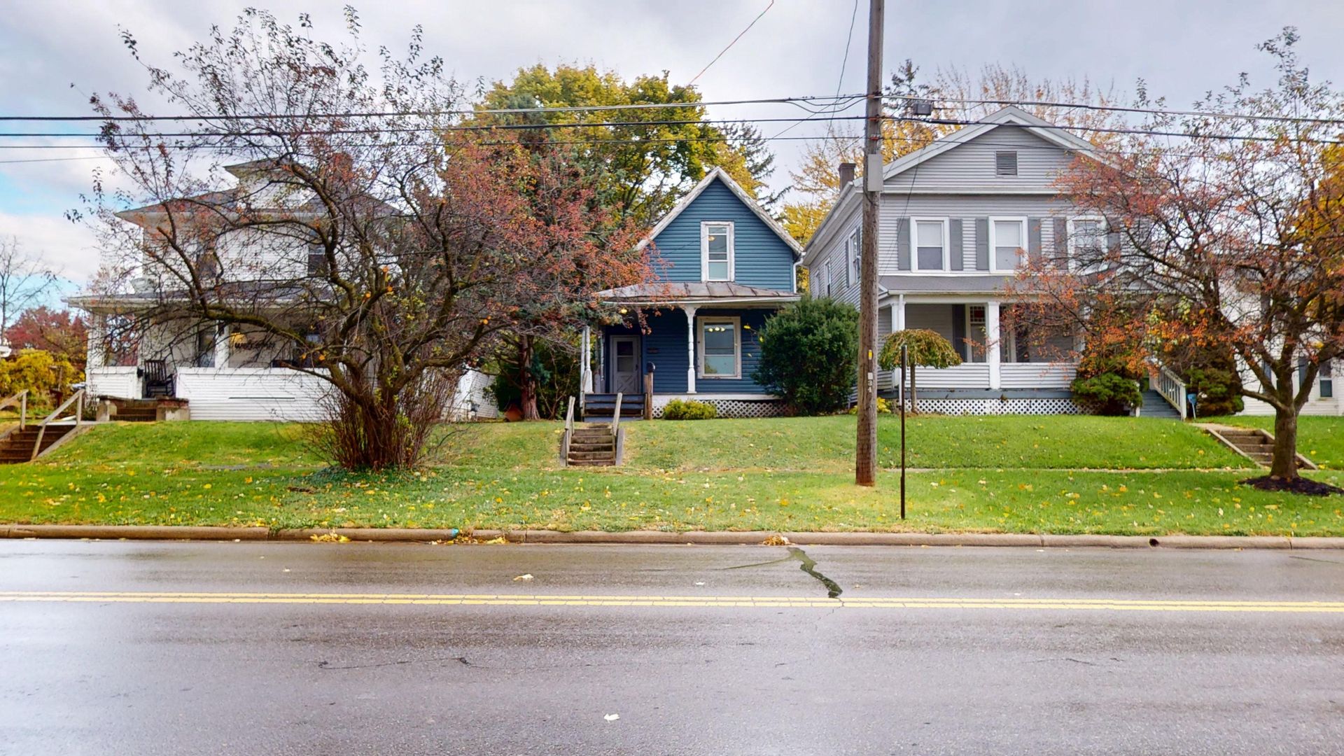 Shelby House: 67 1/2 Broadway