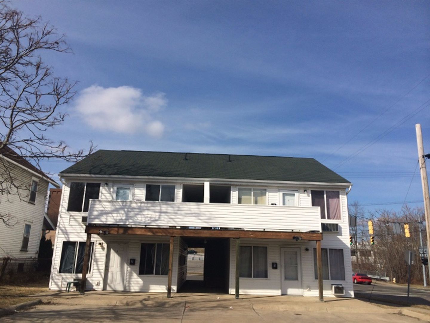 Mansfield Apartment: 96 E 2nd St