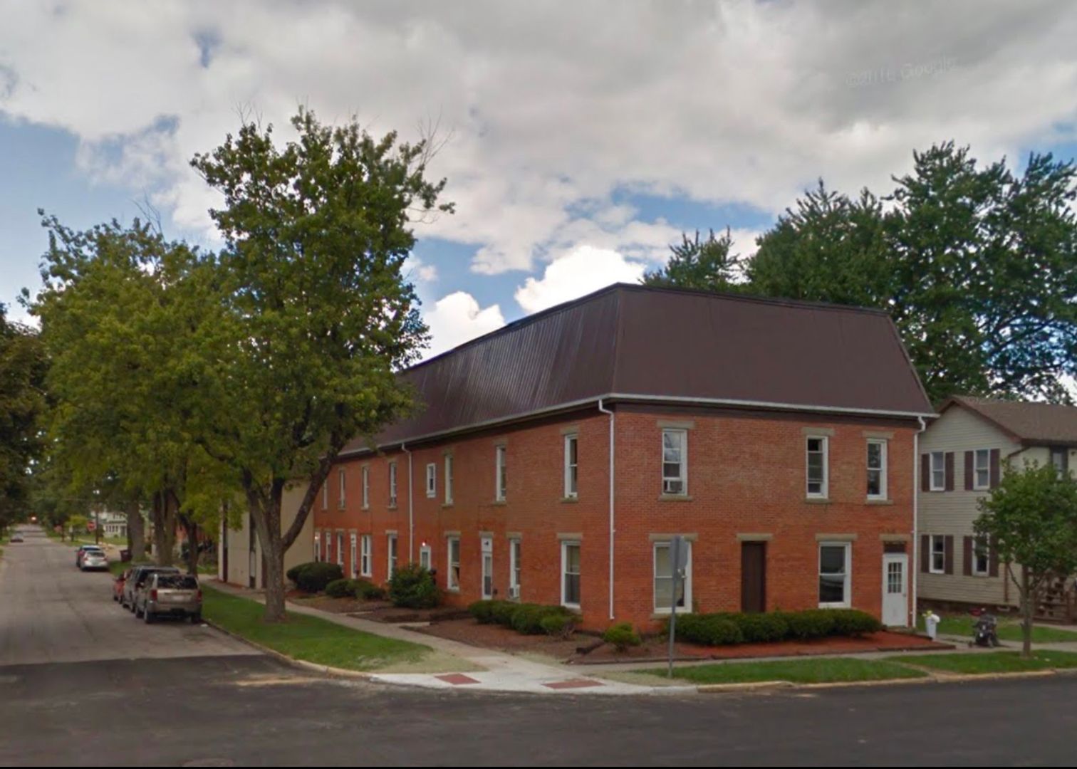 Willard Apartment: 124 Dale Ave