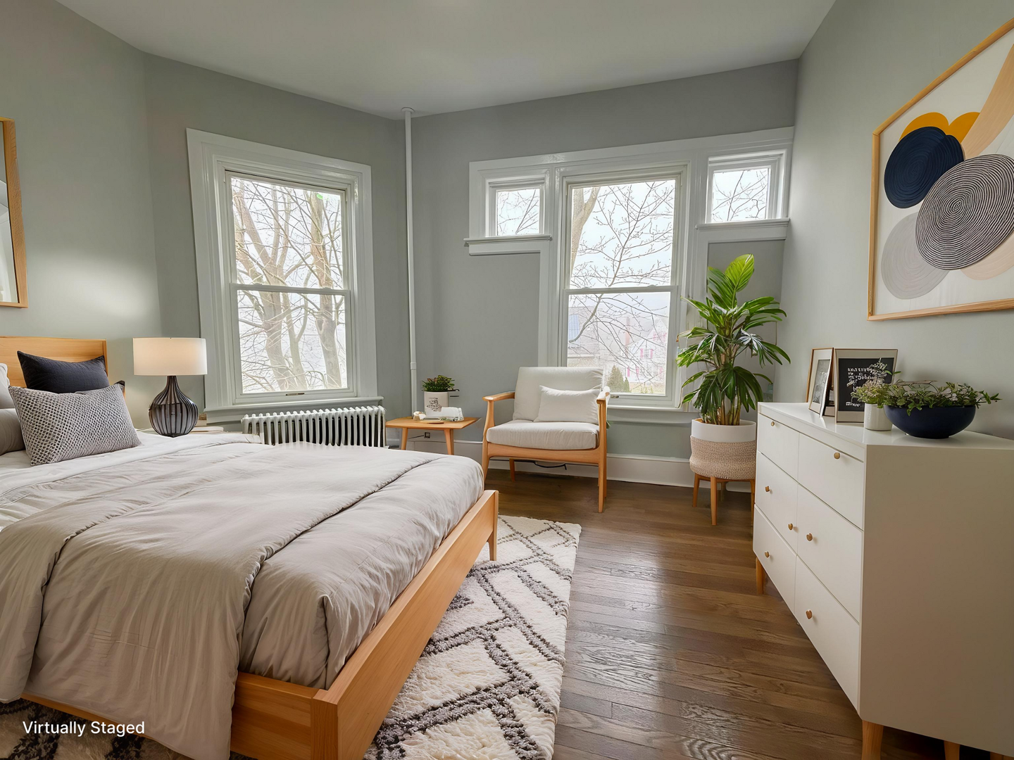 New London Apartment: 17 Greenway Rd