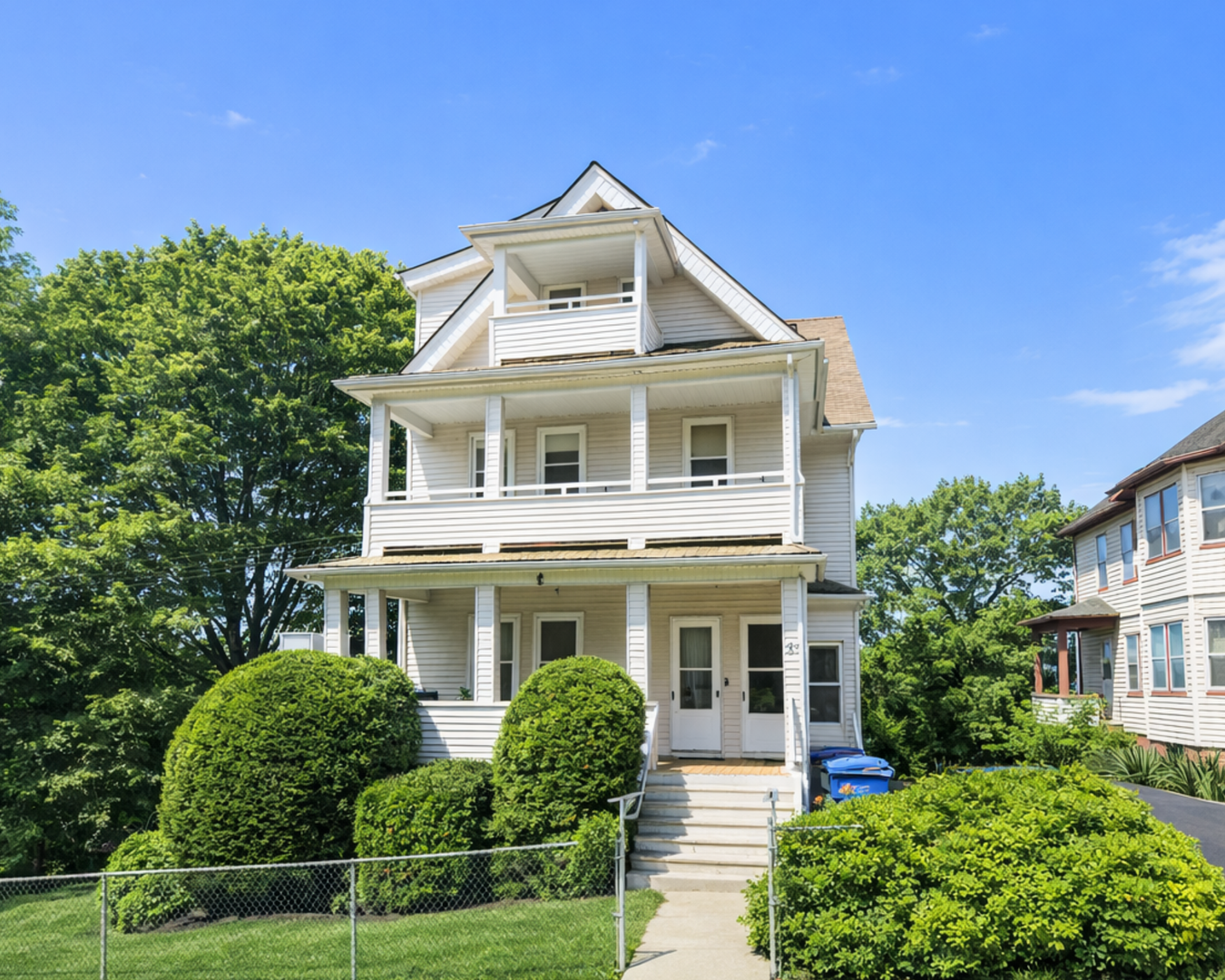 Meriden Apartment: 83 Pleasant Street