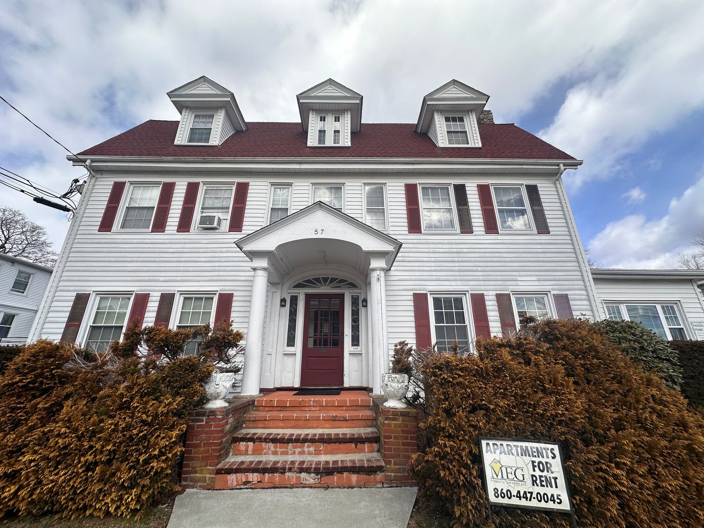 New London Apartment: 57 Faire Harbour Pl