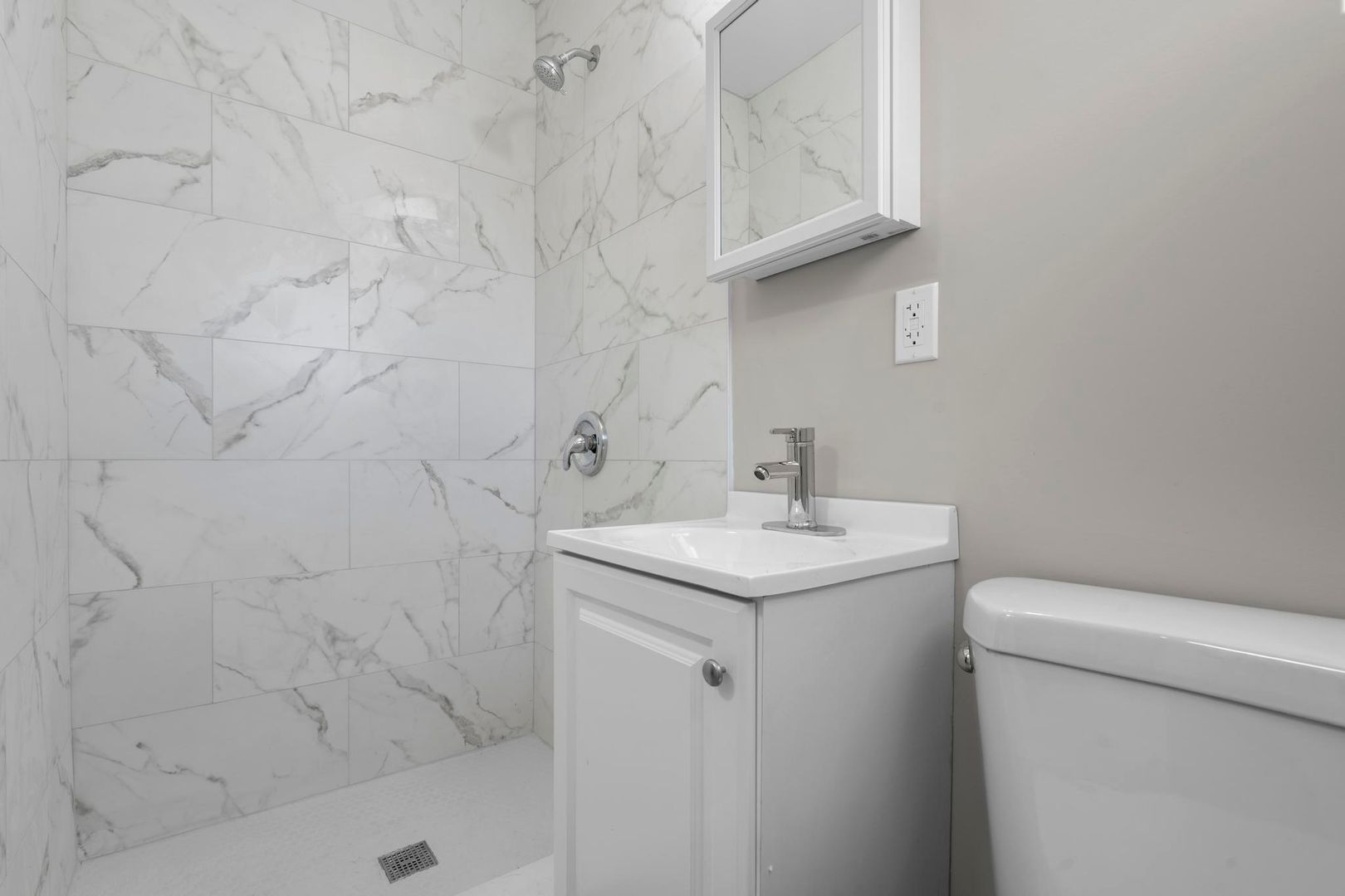 Groton Apartment: 107 Benham Rd