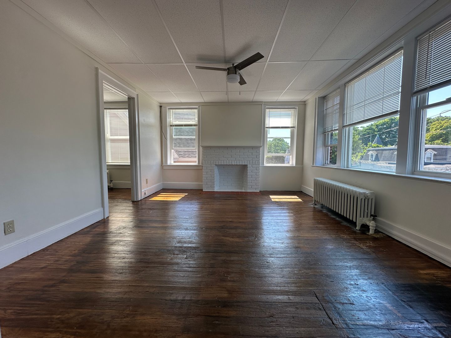 New London Apartment: 43 West St