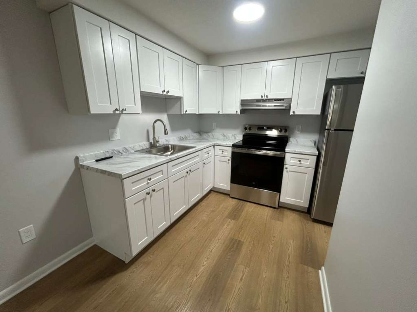 Meriden Apartment: 57 Pleasant Street