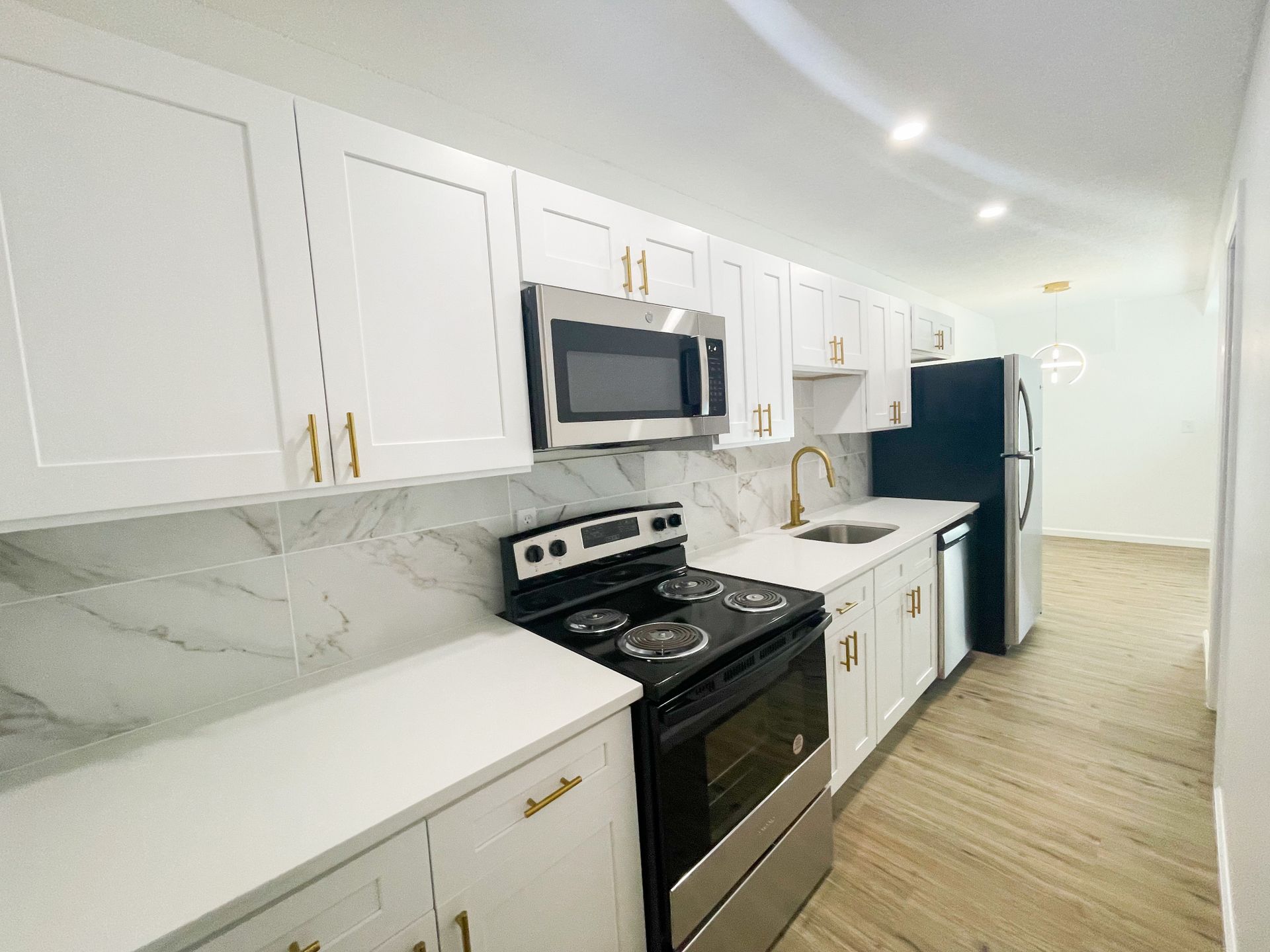 Spacious 2 bedroom in Wallingford with Storage Unit 4 of 12