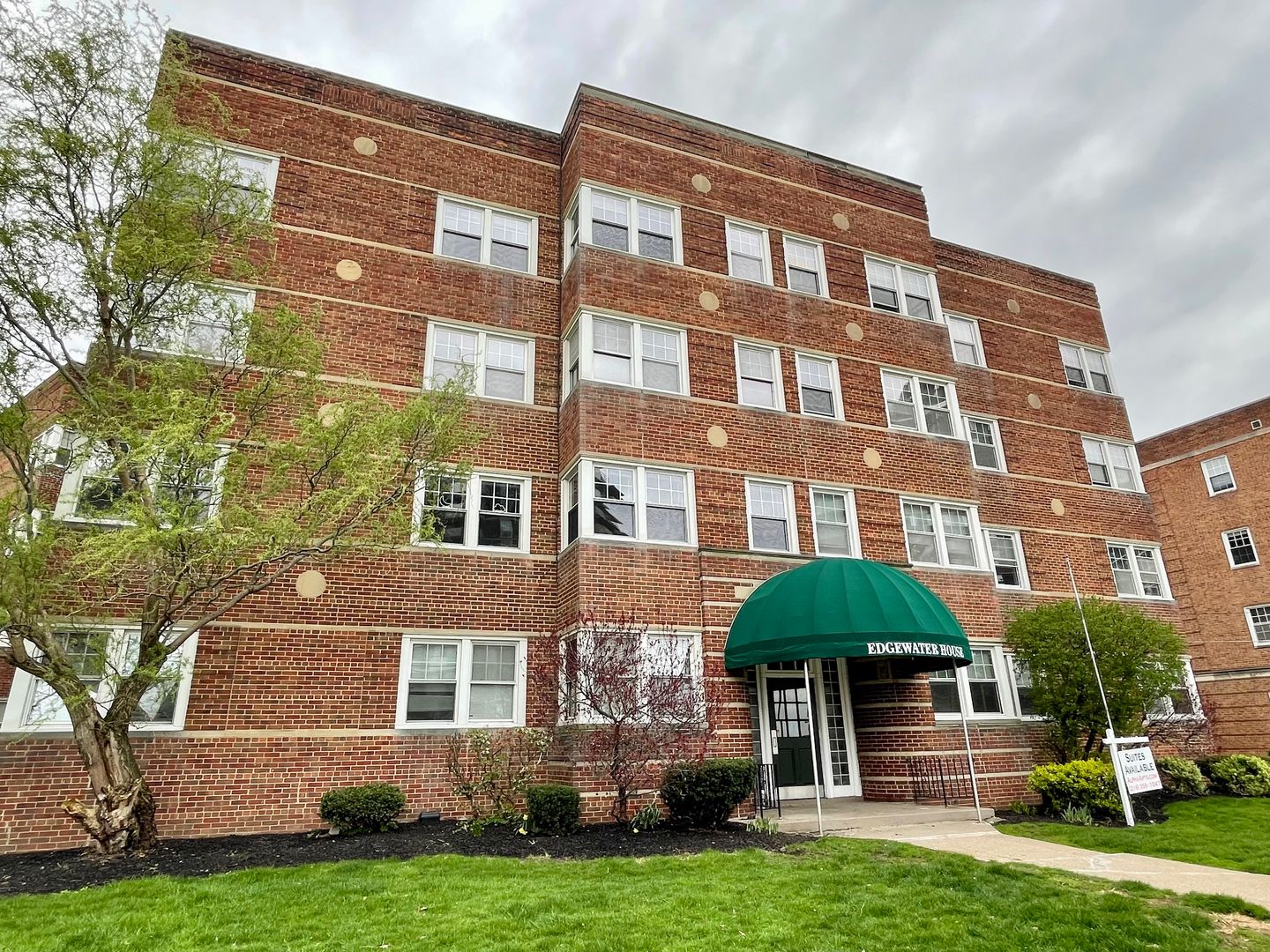 Lakewood Apartment: 12021 Edgewater Drive