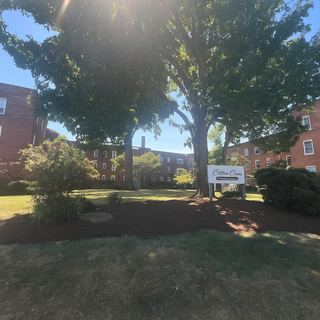 Lakewood Apartment: 12511 Clifton Blvd