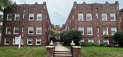 Beautiful 1bd/1ba Apartment right outside University Circle! – photo 1