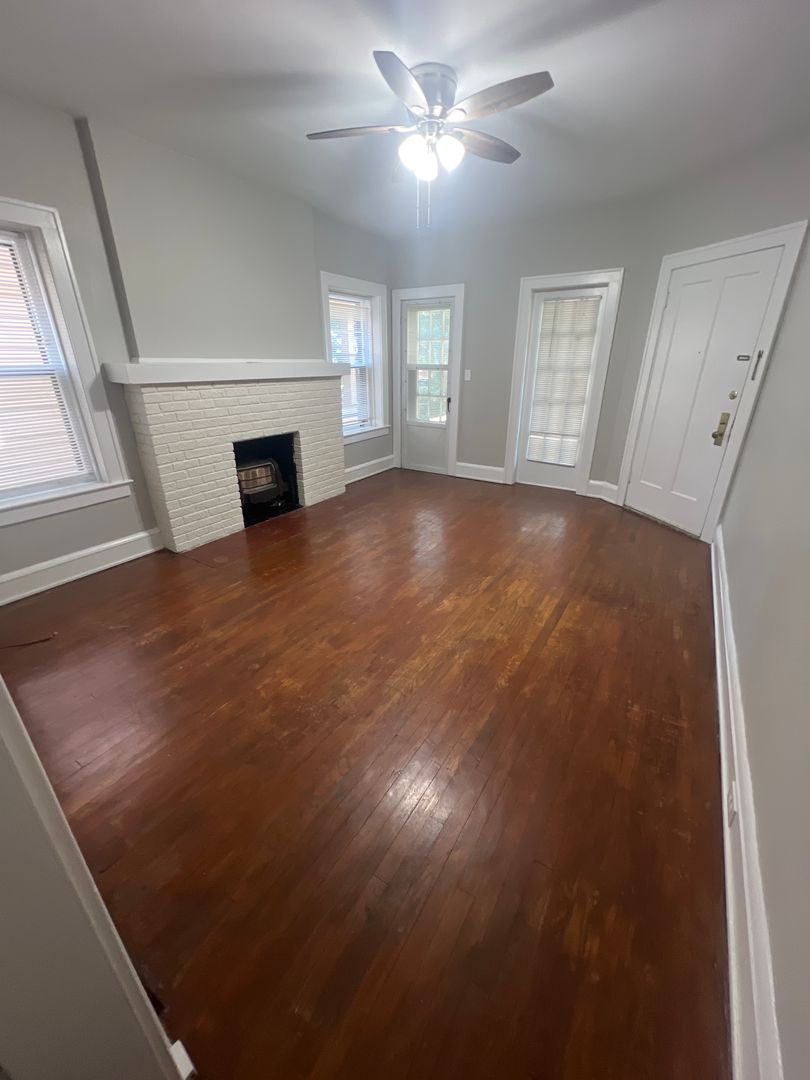 Cleveland Heights Apartment: 2293 Bellfield